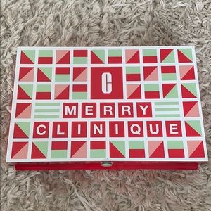 Clinique Holiday Limited Box